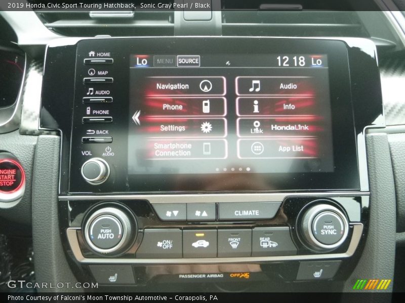 Controls of 2019 Civic Sport Touring Hatchback