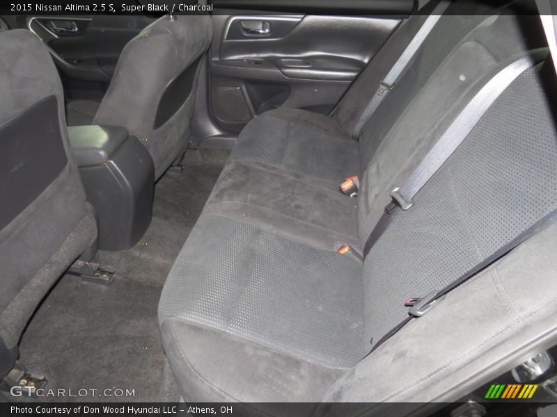 Super Black / Charcoal 2015 Nissan Altima 2.5 S