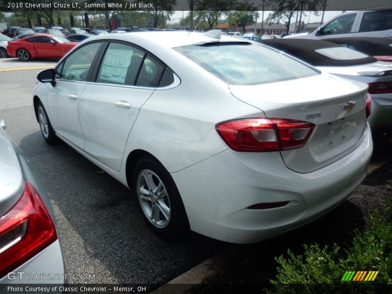 Summit White / Jet Black 2018 Chevrolet Cruze LT