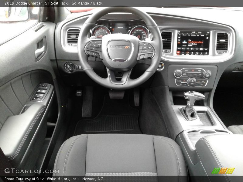 Go Mango / Black 2019 Dodge Charger R/T Scat Pack