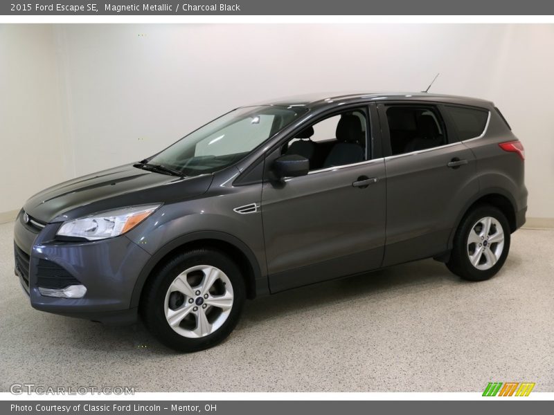 Magnetic Metallic / Charcoal Black 2015 Ford Escape SE