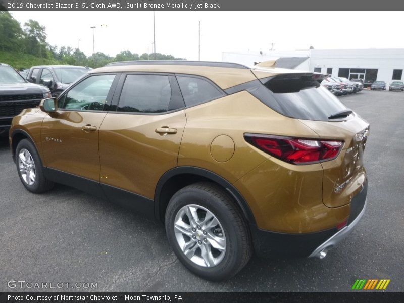 Sunlit Bronze Metallic / Jet Black 2019 Chevrolet Blazer 3.6L Cloth AWD