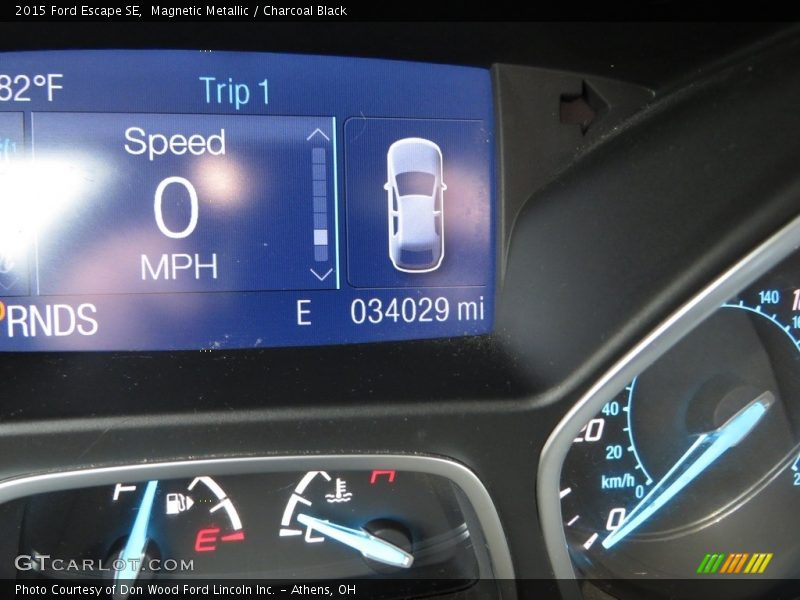 Magnetic Metallic / Charcoal Black 2015 Ford Escape SE