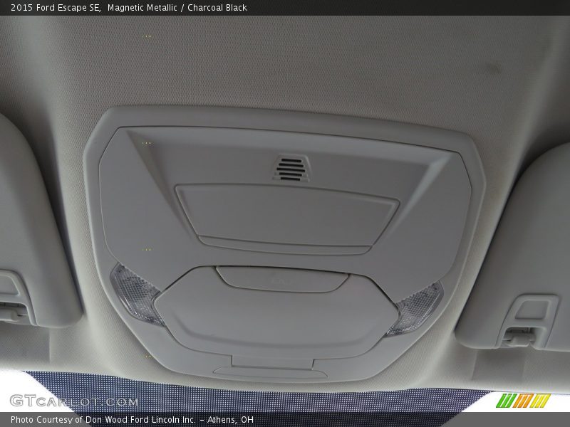 Magnetic Metallic / Charcoal Black 2015 Ford Escape SE