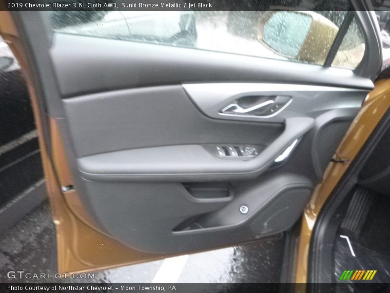 Sunlit Bronze Metallic / Jet Black 2019 Chevrolet Blazer 3.6L Cloth AWD