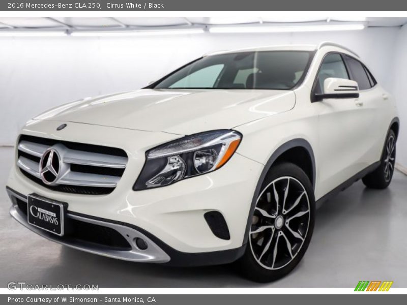 Cirrus White / Black 2016 Mercedes-Benz GLA 250