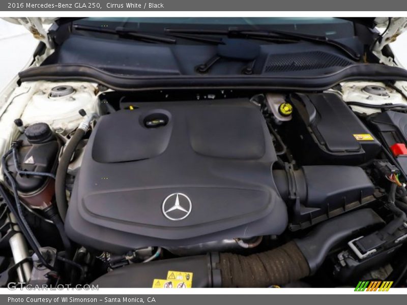 Cirrus White / Black 2016 Mercedes-Benz GLA 250
