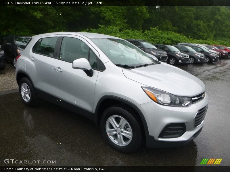 Silver Ice Metallic / Jet Black 2019 Chevrolet Trax LS AWD