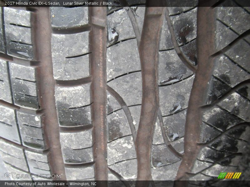 Lunar Silver Metallic / Black 2017 Honda Civic EX-L Sedan