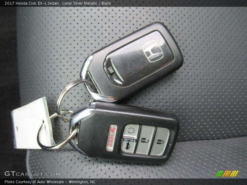 Lunar Silver Metallic / Black 2017 Honda Civic EX-L Sedan