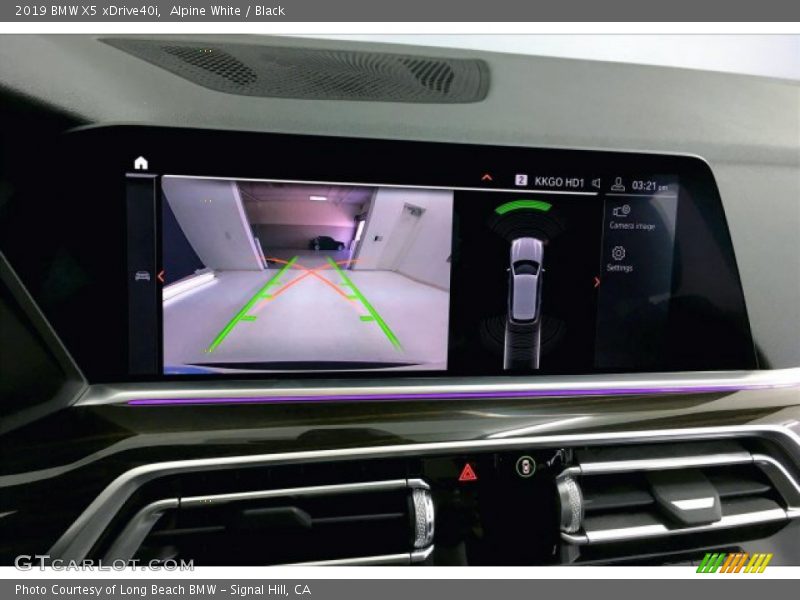 Alpine White / Black 2019 BMW X5 xDrive40i