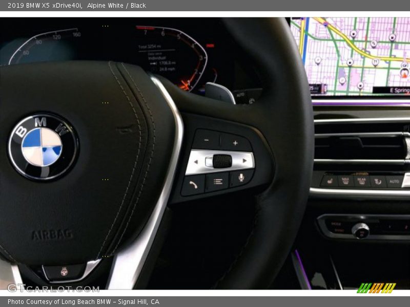 Alpine White / Black 2019 BMW X5 xDrive40i