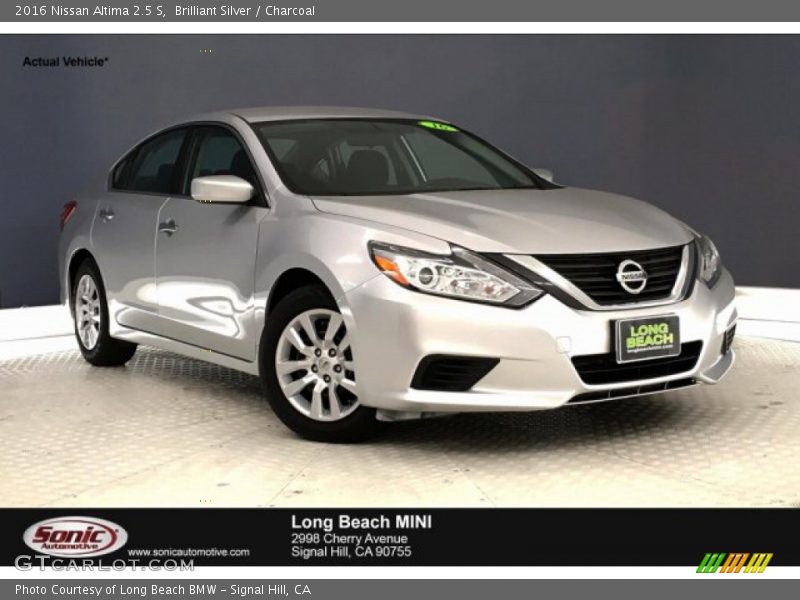 Brilliant Silver / Charcoal 2016 Nissan Altima 2.5 S