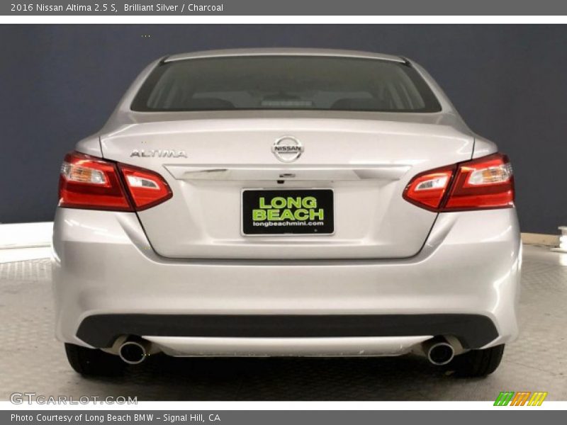 Brilliant Silver / Charcoal 2016 Nissan Altima 2.5 S