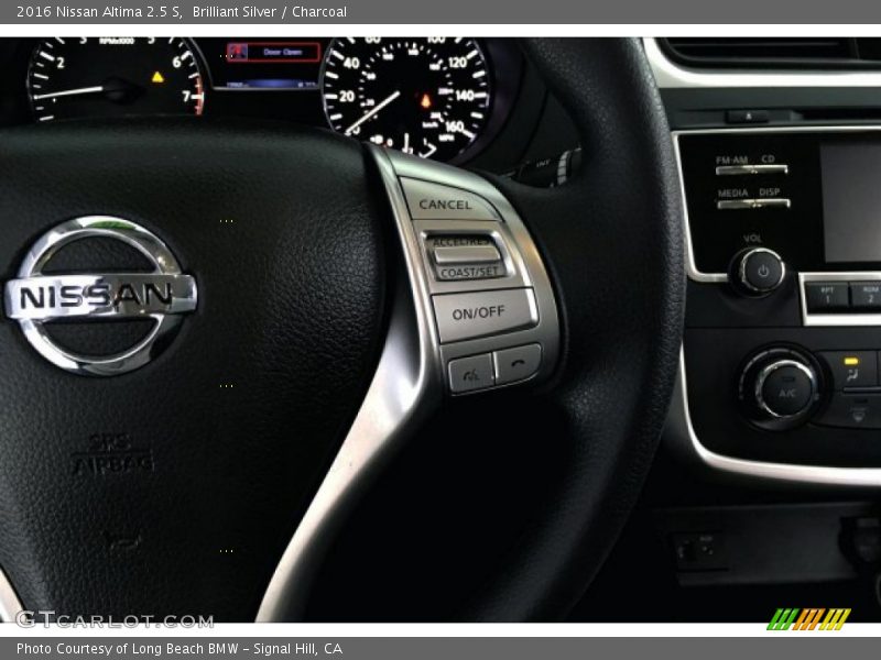 Brilliant Silver / Charcoal 2016 Nissan Altima 2.5 S