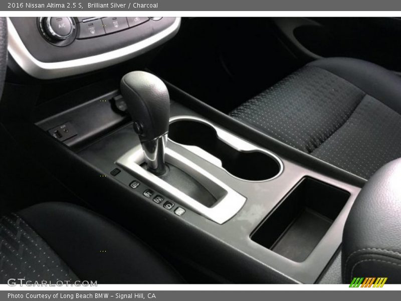Brilliant Silver / Charcoal 2016 Nissan Altima 2.5 S