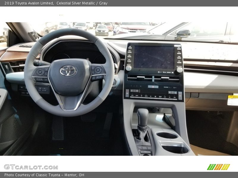 Celestial Silver Metallic / Gray 2019 Toyota Avalon Limited
