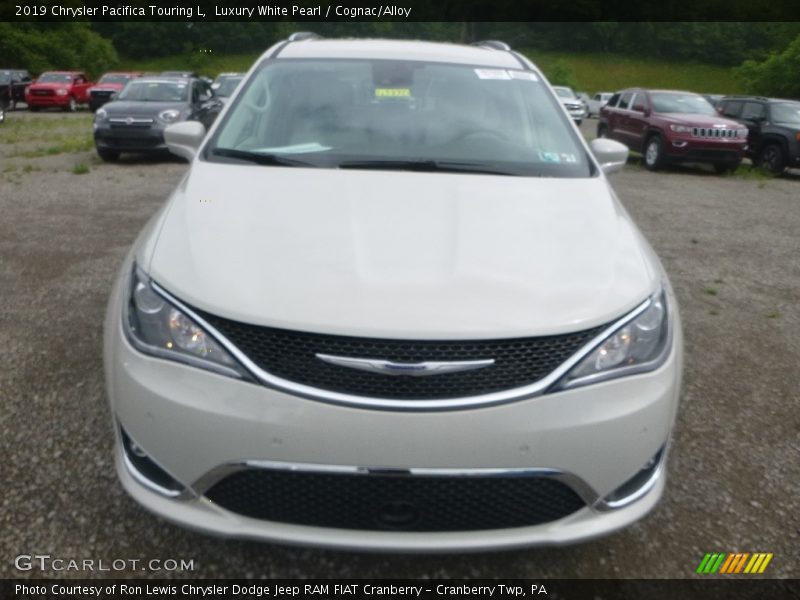 Luxury White Pearl / Cognac/Alloy 2019 Chrysler Pacifica Touring L