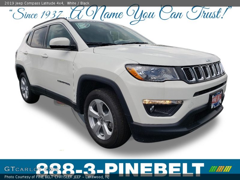 White / Black 2019 Jeep Compass Latitude 4x4