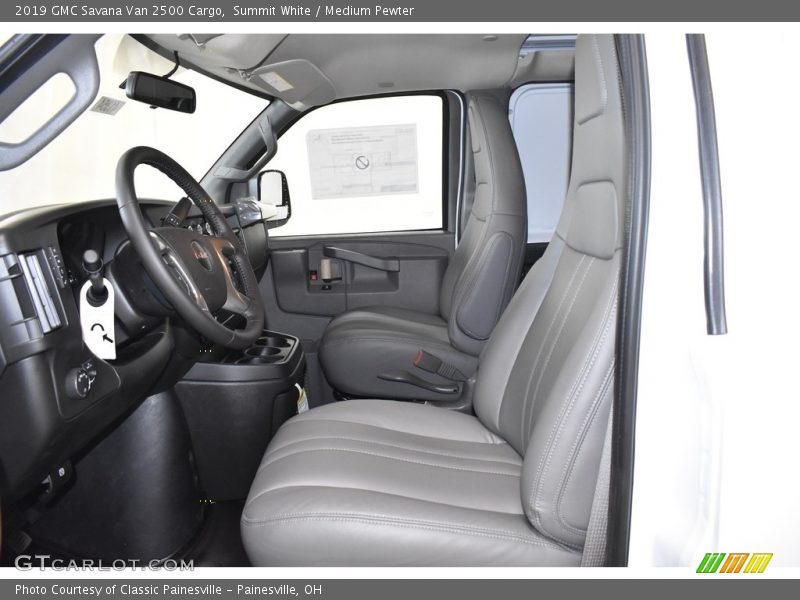 Summit White / Medium Pewter 2019 GMC Savana Van 2500 Cargo