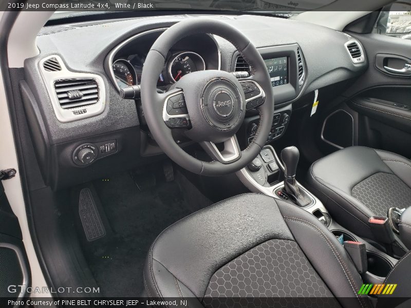 White / Black 2019 Jeep Compass Latitude 4x4