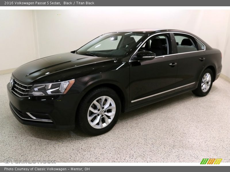 Black / Titan Black 2016 Volkswagen Passat S Sedan