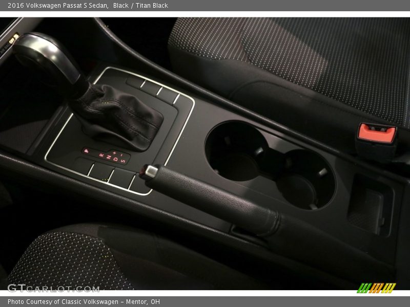 Black / Titan Black 2016 Volkswagen Passat S Sedan