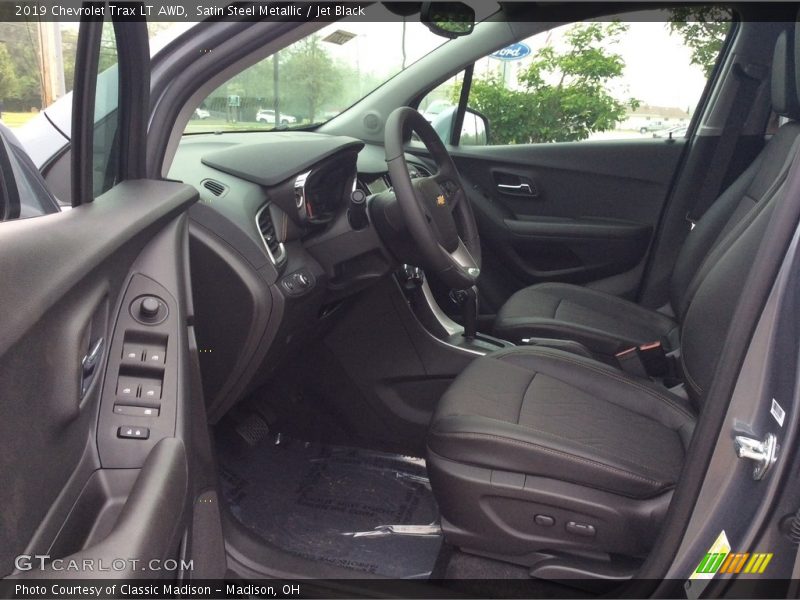 Satin Steel Metallic / Jet Black 2019 Chevrolet Trax LT AWD