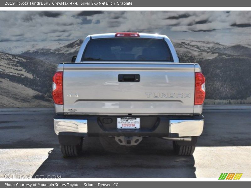 Silver Sky Metallic / Graphite 2019 Toyota Tundra SR5 CrewMax 4x4