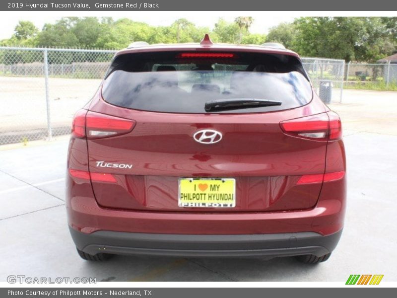 Gemstone Red / Black 2019 Hyundai Tucson Value