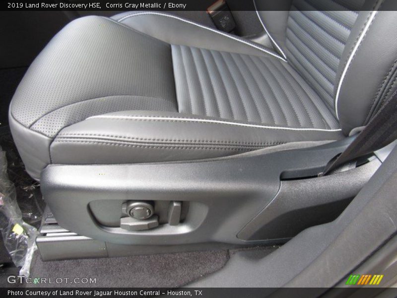 Corris Gray Metallic / Ebony 2019 Land Rover Discovery HSE