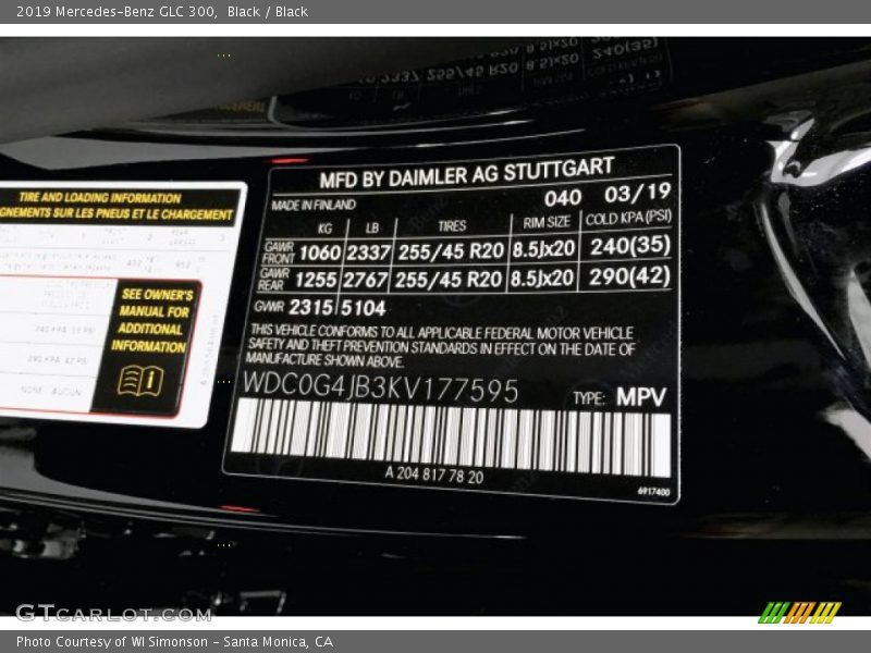 Black / Black 2019 Mercedes-Benz GLC 300