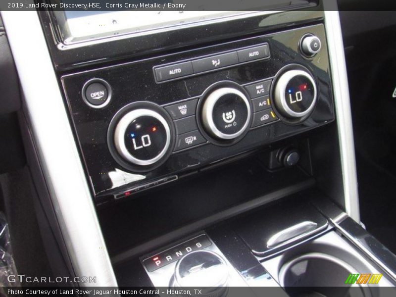 Corris Gray Metallic / Ebony 2019 Land Rover Discovery HSE