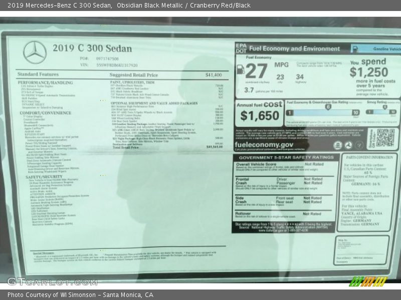 Obsidian Black Metallic / Cranberry Red/Black 2019 Mercedes-Benz C 300 Sedan