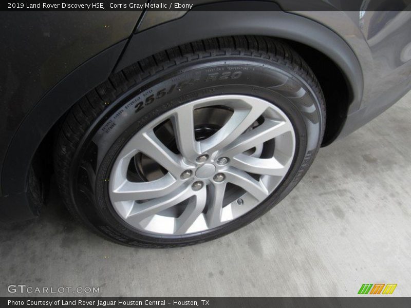 Corris Gray Metallic / Ebony 2019 Land Rover Discovery HSE