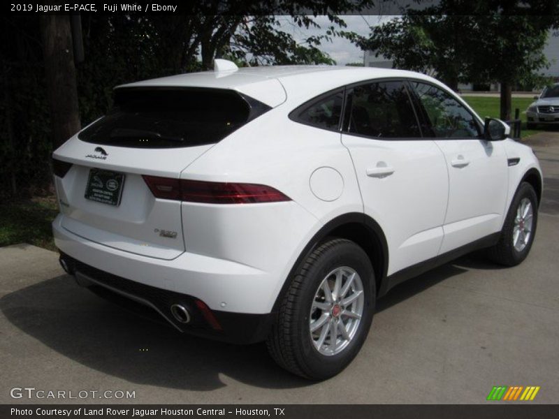 Fuji White / Ebony 2019 Jaguar E-PACE