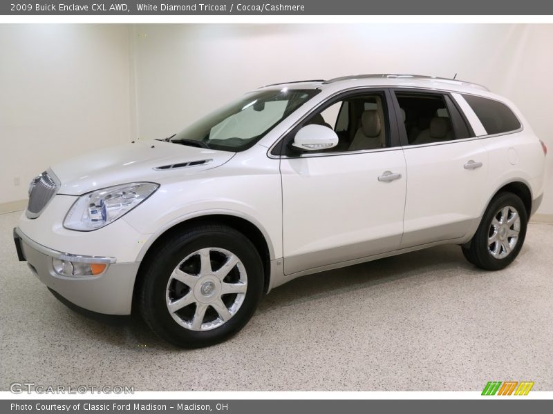 White Diamond Tricoat / Cocoa/Cashmere 2009 Buick Enclave CXL AWD