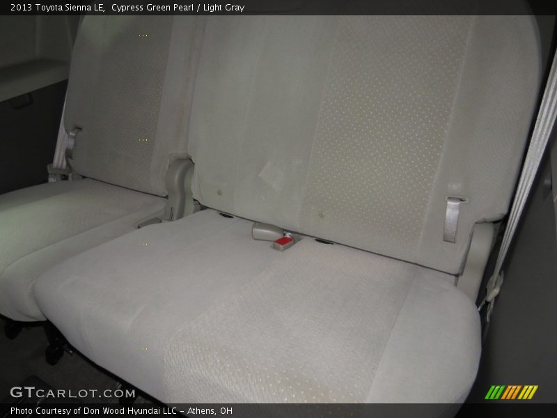 Cypress Green Pearl / Light Gray 2013 Toyota Sienna LE
