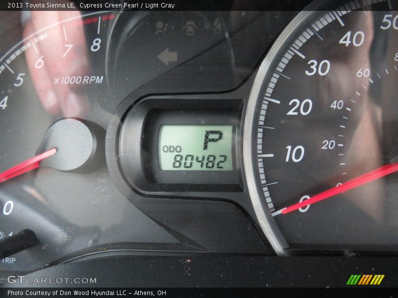 Cypress Green Pearl / Light Gray 2013 Toyota Sienna LE
