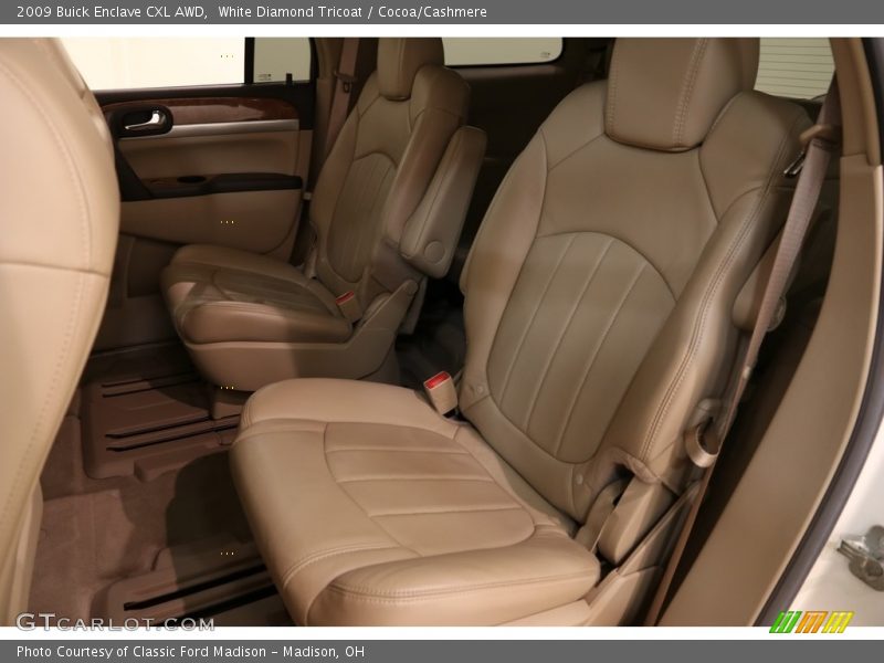 White Diamond Tricoat / Cocoa/Cashmere 2009 Buick Enclave CXL AWD