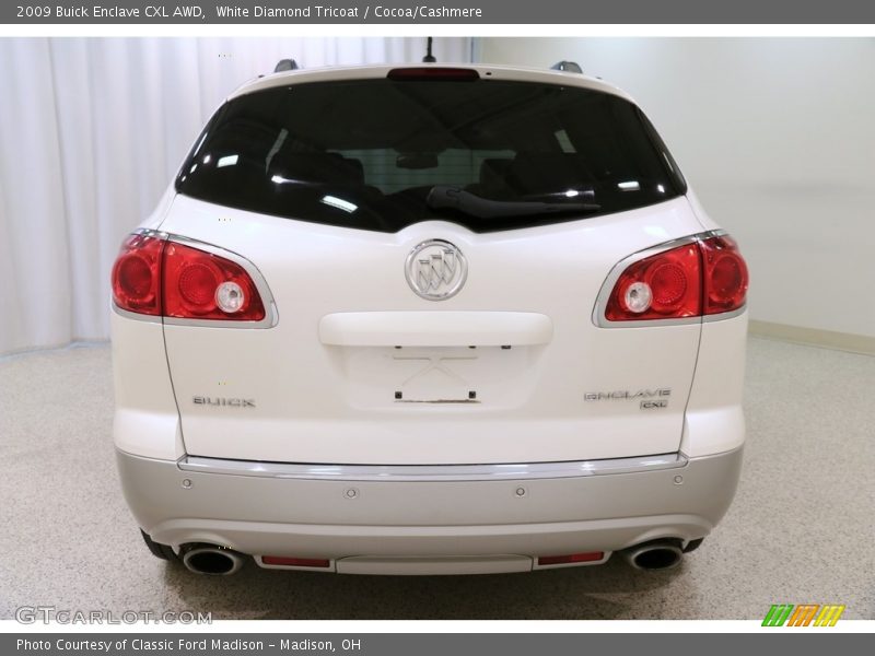 White Diamond Tricoat / Cocoa/Cashmere 2009 Buick Enclave CXL AWD