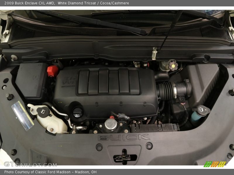 White Diamond Tricoat / Cocoa/Cashmere 2009 Buick Enclave CXL AWD