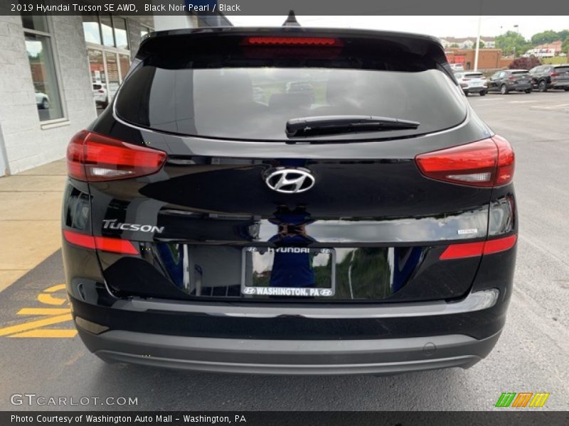 Black Noir Pearl / Black 2019 Hyundai Tucson SE AWD