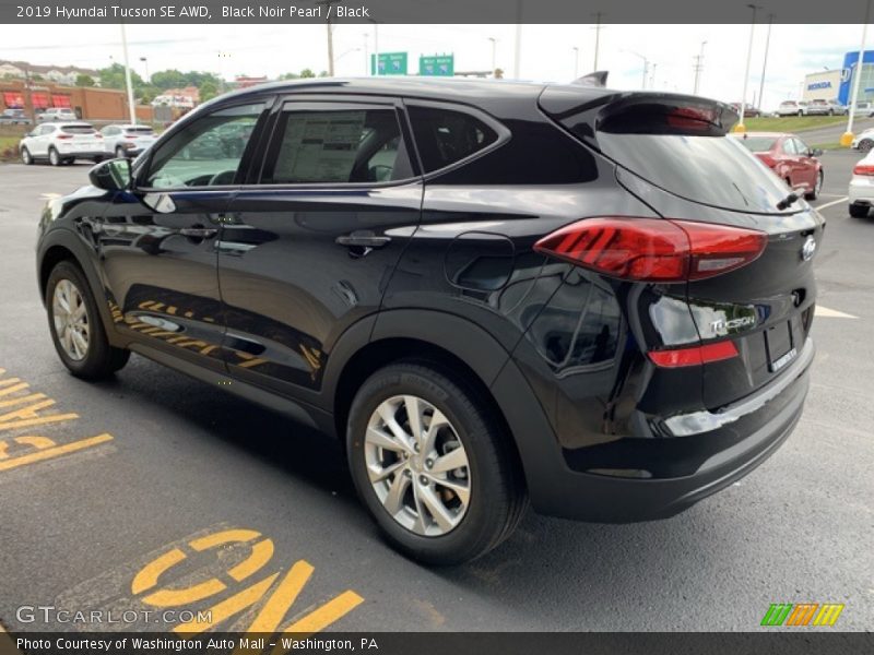 Black Noir Pearl / Black 2019 Hyundai Tucson SE AWD