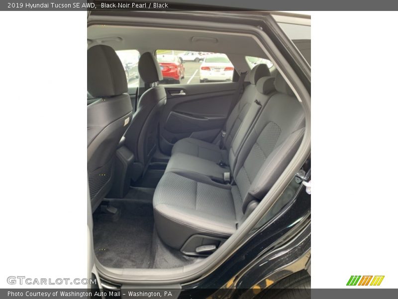Black Noir Pearl / Black 2019 Hyundai Tucson SE AWD