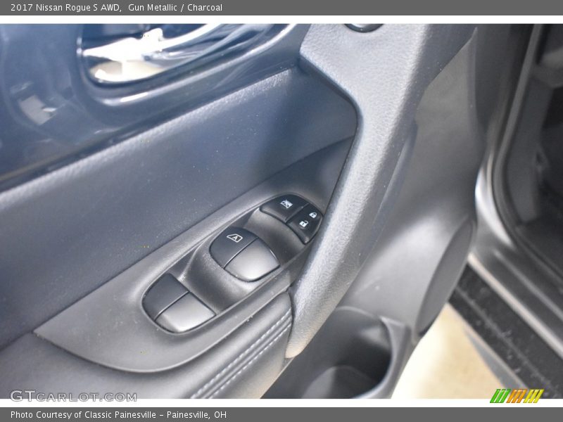 Gun Metallic / Charcoal 2017 Nissan Rogue S AWD
