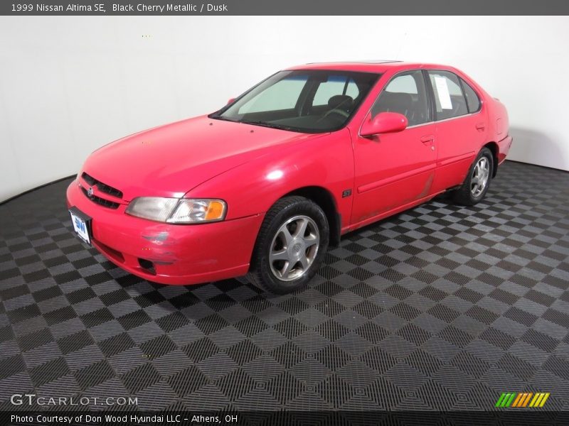 Black Cherry Metallic / Dusk 1999 Nissan Altima SE