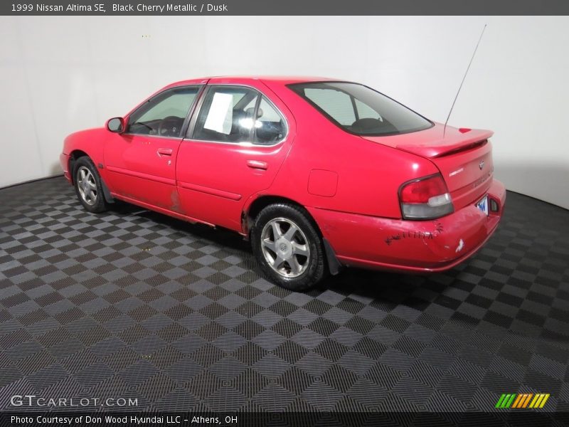 Black Cherry Metallic / Dusk 1999 Nissan Altima SE