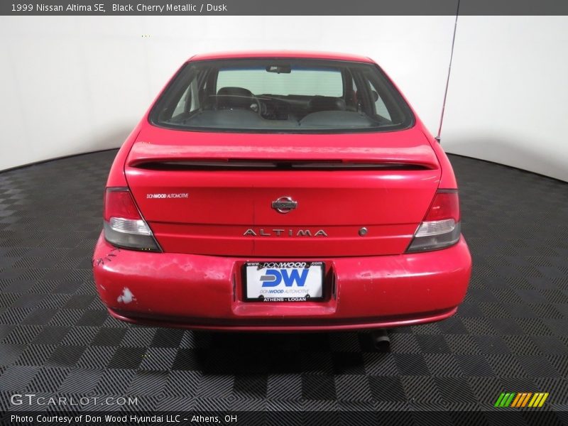 Black Cherry Metallic / Dusk 1999 Nissan Altima SE