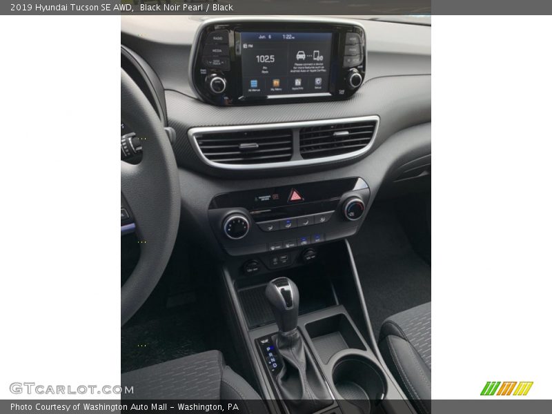 Black Noir Pearl / Black 2019 Hyundai Tucson SE AWD